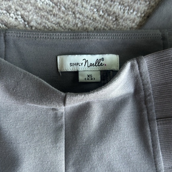 Simply Noelle Stretch Pants XS - Picture 2 of 5